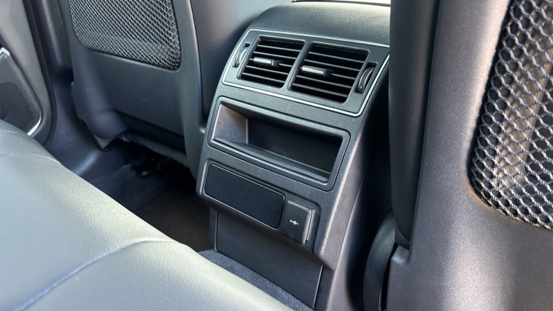 Jaguar F-Pace 2.0 D200 R-Dynamic SE Black 5dr Auto AWD Diesel Estate